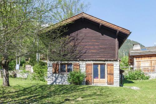 Petit Chalet Des Moussoux in Chamonix | Mont Blanc View & Garden - Happy Rentals photo 19