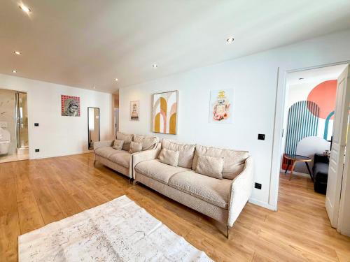 UrbanFlat 103 - Grand appartement - Grands Boulevards