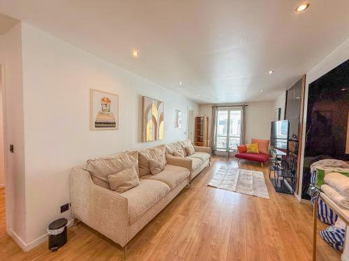 UrbanFlat 103 - Grand appartement - Grands Boulevards
