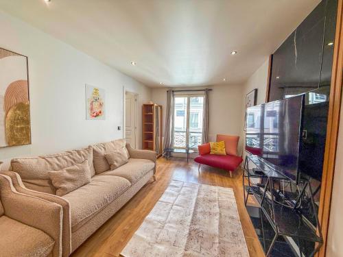 Urban Flat 103 - Spacious Flat near Grands Boulevards