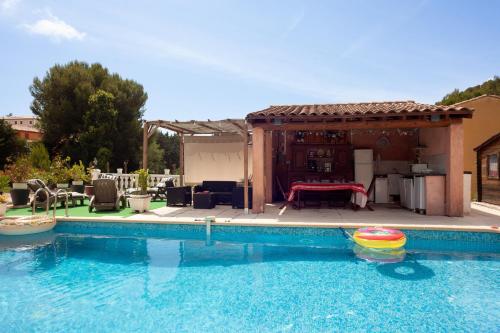 Appartement Avec Piscine Et Cuisine