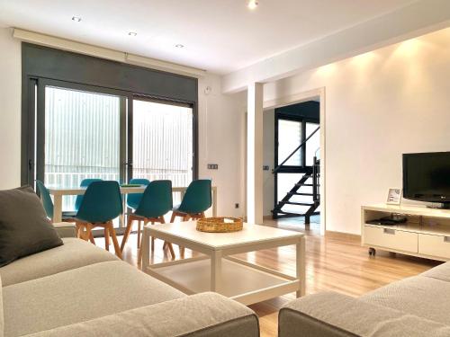 Penthouse with amazing terrace, 9p 3bd