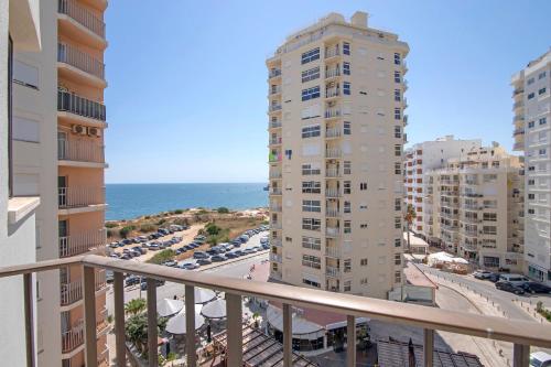 Gabriel 6H, vista mar, com piscina