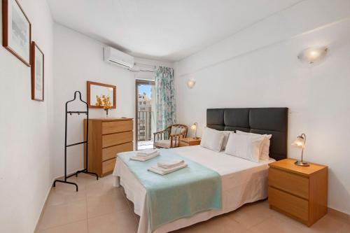 Gabriel 6H, vista mar, com piscina