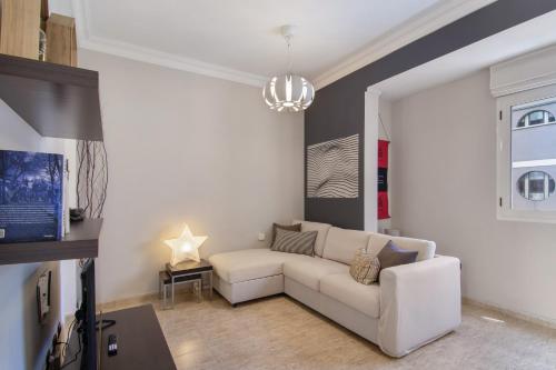 Next To Las Canteras Beach Charming