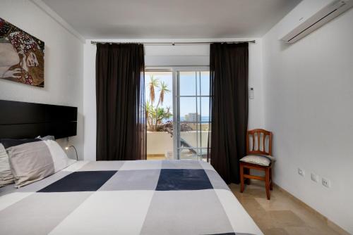Spacious apartment Puerto Alto