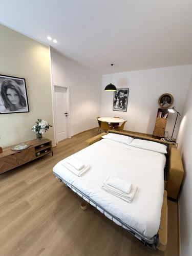 Intostreet Holiday Home
