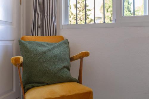 Cute apartment oceanfront photo 13