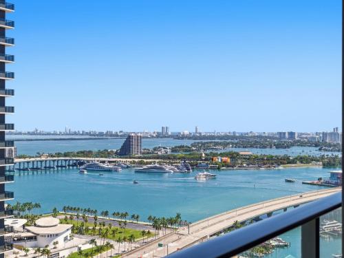 Brickell Bay View photo 25