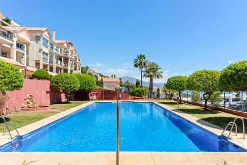 Panoramic sea views apartment