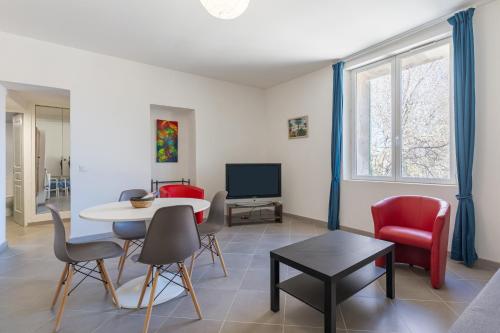Vaste appart de 44 m centre - n2
