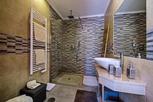 Lovely Vacation Villa In Loulé
