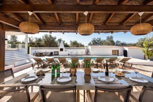 Lovely Vacation Villa In Loulé