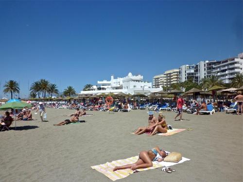 Modern Apartment next the Beach photo 28