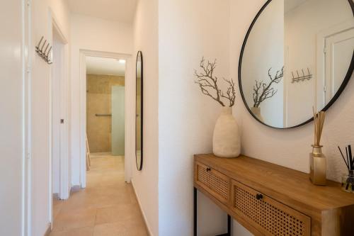 Apartment located walking distance of Puerto Banús