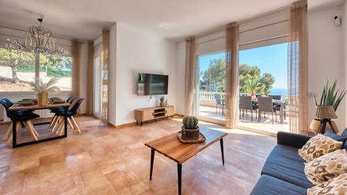 Costacabana - Villa Ibiza