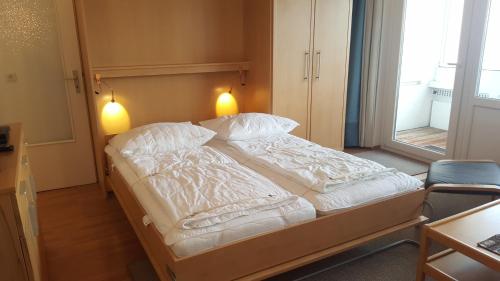 1-raum-ferienwohnung Im 4 Og photo 3