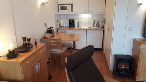 1-raum-ferienwohnung Im 4 Og photo 5