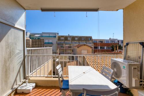 Studio climatisé avec terrasse