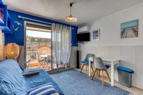 Studio climatisé avec terrasse