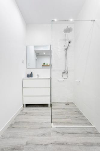 Luminous & Spacious Flat near the Port of Valencia