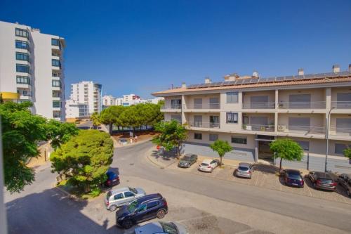 Quarteira Apartment With Pool
