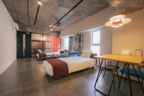 Horie Entire Japanese modern apt by Shinsaibashi