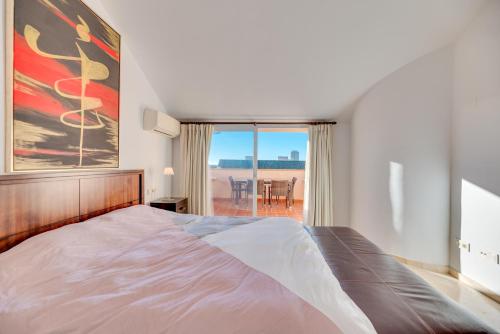 Penthouse Apartment in Elviria