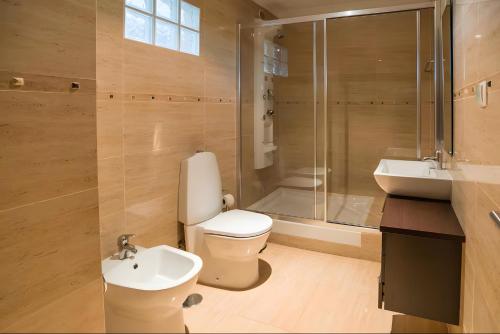 Family 3br Townhouse w pool Terrace