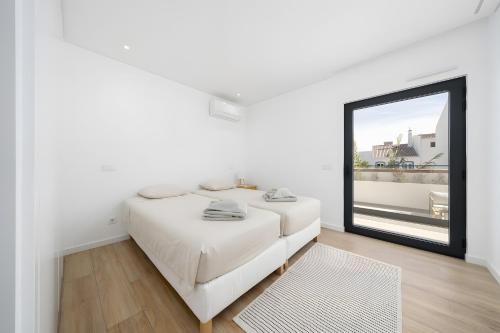 Spacious T2 With Luxury Terrace