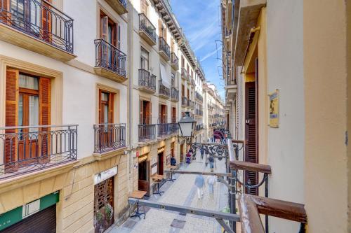 Historic building, centrally located, close to eve