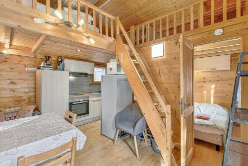 Kuchyň nebo kuchyňský kout v ubytování Chalet Le Mazet
