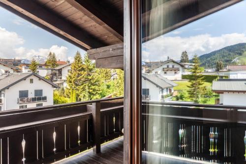 Haus Excelsior Top 40
