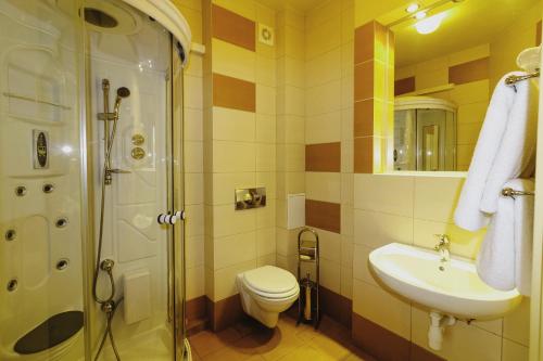 Kúpeľňa v ubytovaní HotelsLublin