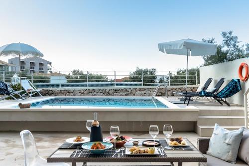 Evagelia Luxury Apartment 3