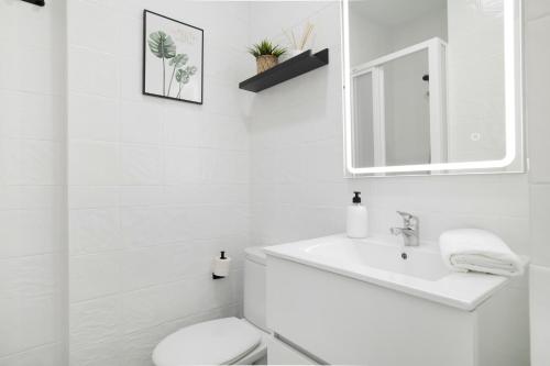 Cervantes Homes No3