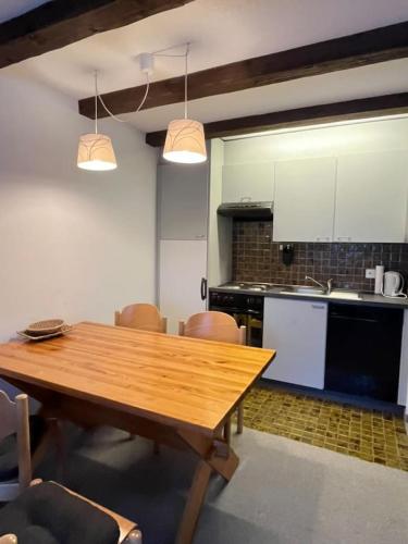 Vintage Laax Apartment near Cable Car