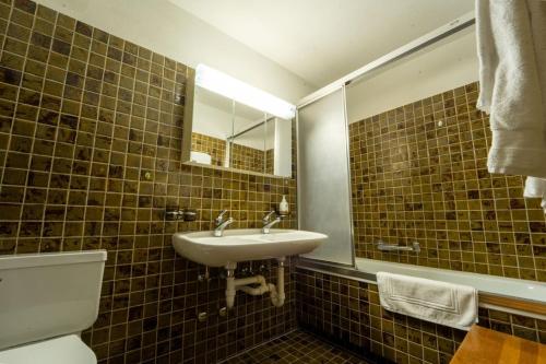 Vintage Laax Apartment near Cable Car