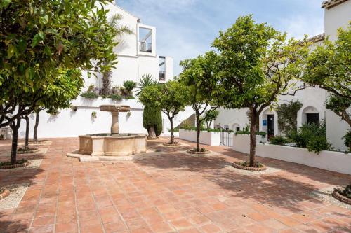 Sea Front Beach House Micaela I