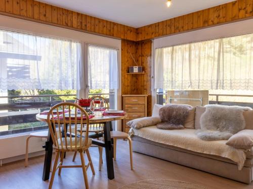 Apartment Ramuges 37A by Interhome