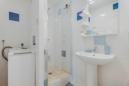 Les Ebihens tesisinde bir banyo