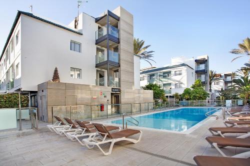 Bristol Lagoon Retreat