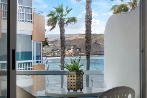 Apartamento frente al mar 308