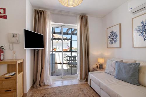 Formosa Bay 144