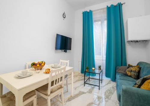 Bright Suite '46' Cosy And Central