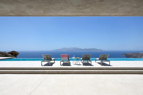 Aetos Cave Villa With Sunset