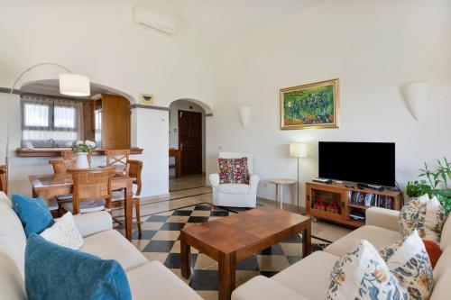 Villa Ambar Cherry