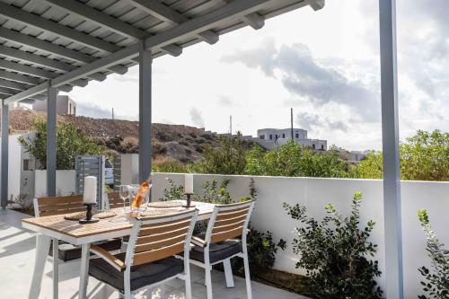 Unique Naxian House