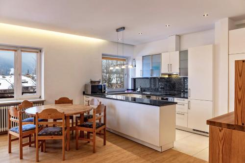 Haus Excelsior Top 14