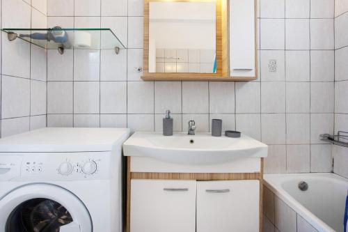 Yiannis Superior Apartment 8
